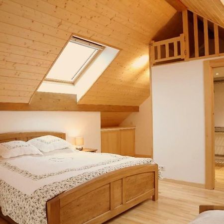 Gîte des Prés de la Douce Essert Esterno foto
