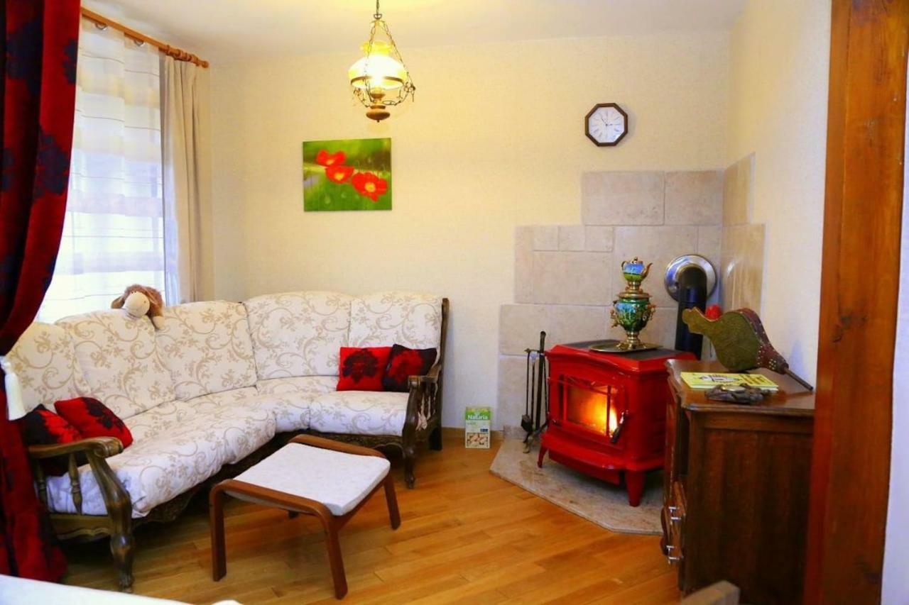 Gîte des Prés de la Douce Essert Esterno foto